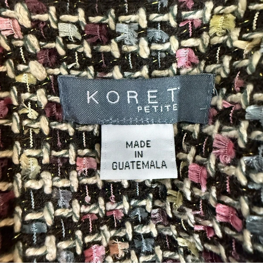 Koret beautiful petite